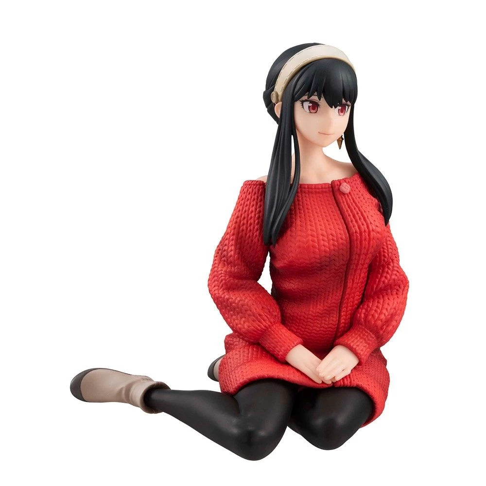 MegaHouse G.E.M. Series Palm Size Yor 4 MegaHouse G.E.M. Series Palm Size Yor - Image 2