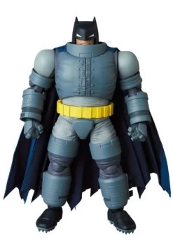 Medicom MAFEX Armored Batman (The Dark Knight Returns) -Doll Toys Shop mafex armored batman the dark knight returns 03