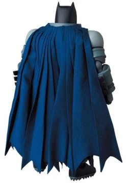 Medicom MAFEX Armored Batman (The Dark Knight Returns) -Doll Toys Shop mafex armored batman the dark knight returns 04